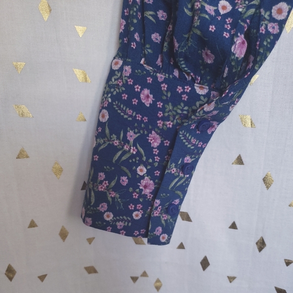 Dress - Picture 4 of 5